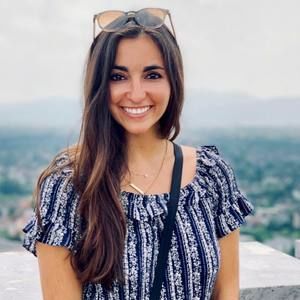 Meet your Posher, Kendra